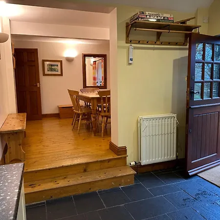 Semesterbostad Barnhaven, Beautiful Converted Coach House In National Park *